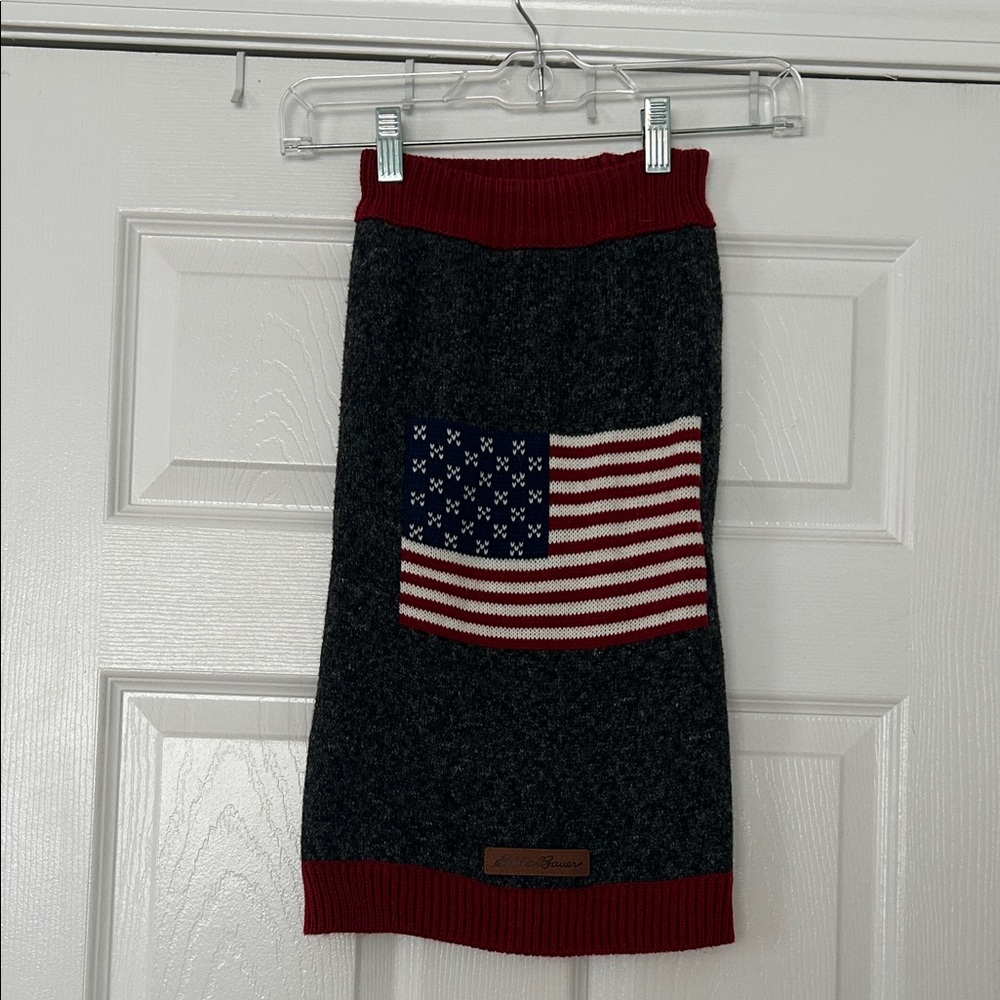 Eddie Bauer Dog sweater Charcoal Knit with American Flag & Red Trim size Large